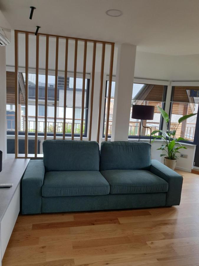 Modern Top Floor Loft With Balcony Budapest Eksteriør billede